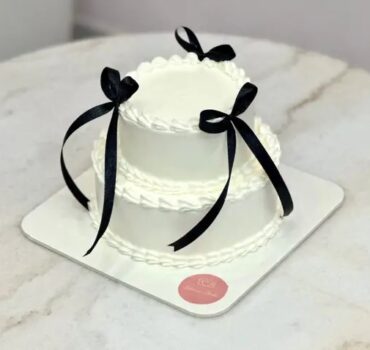 Bow Cake