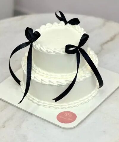 Bow Cake
